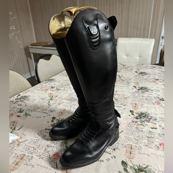 Tucci Harley Tall Boots - Picture 2 of 8